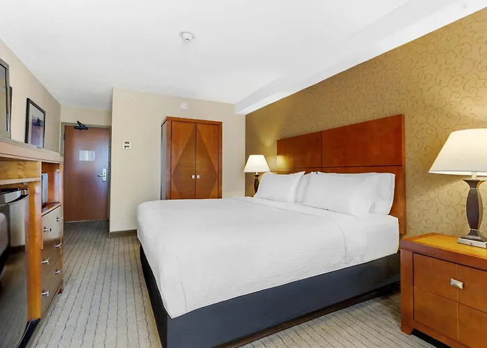 Sandman Hotel & Suites London Downtown